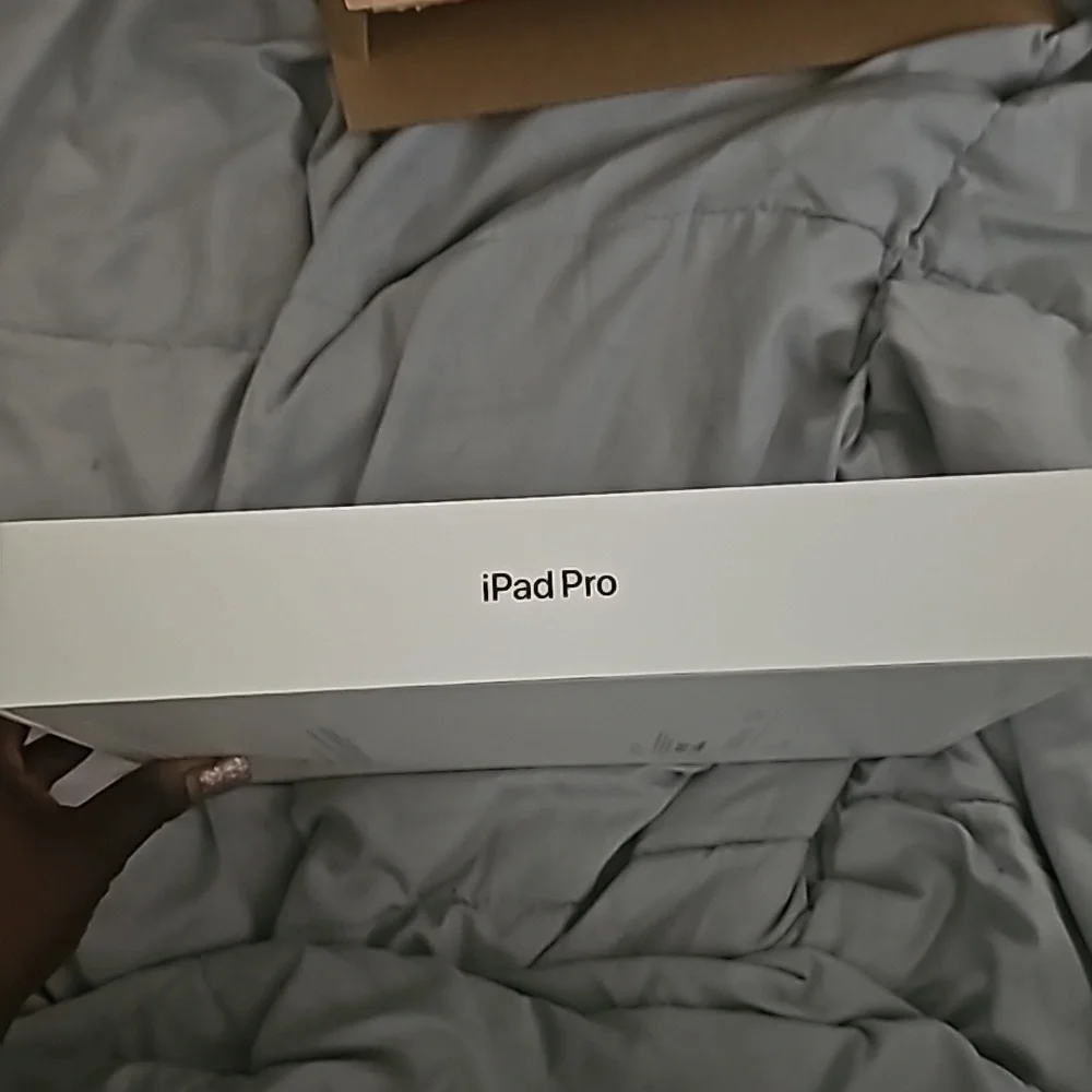 Brand new iPad Pro M4 13